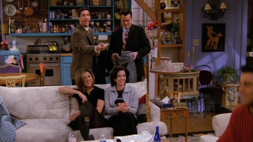 老友记/六人行/Friends 第二季 第十一集 S02E11 The One with the Lesbian Wedding / 同志婚礼